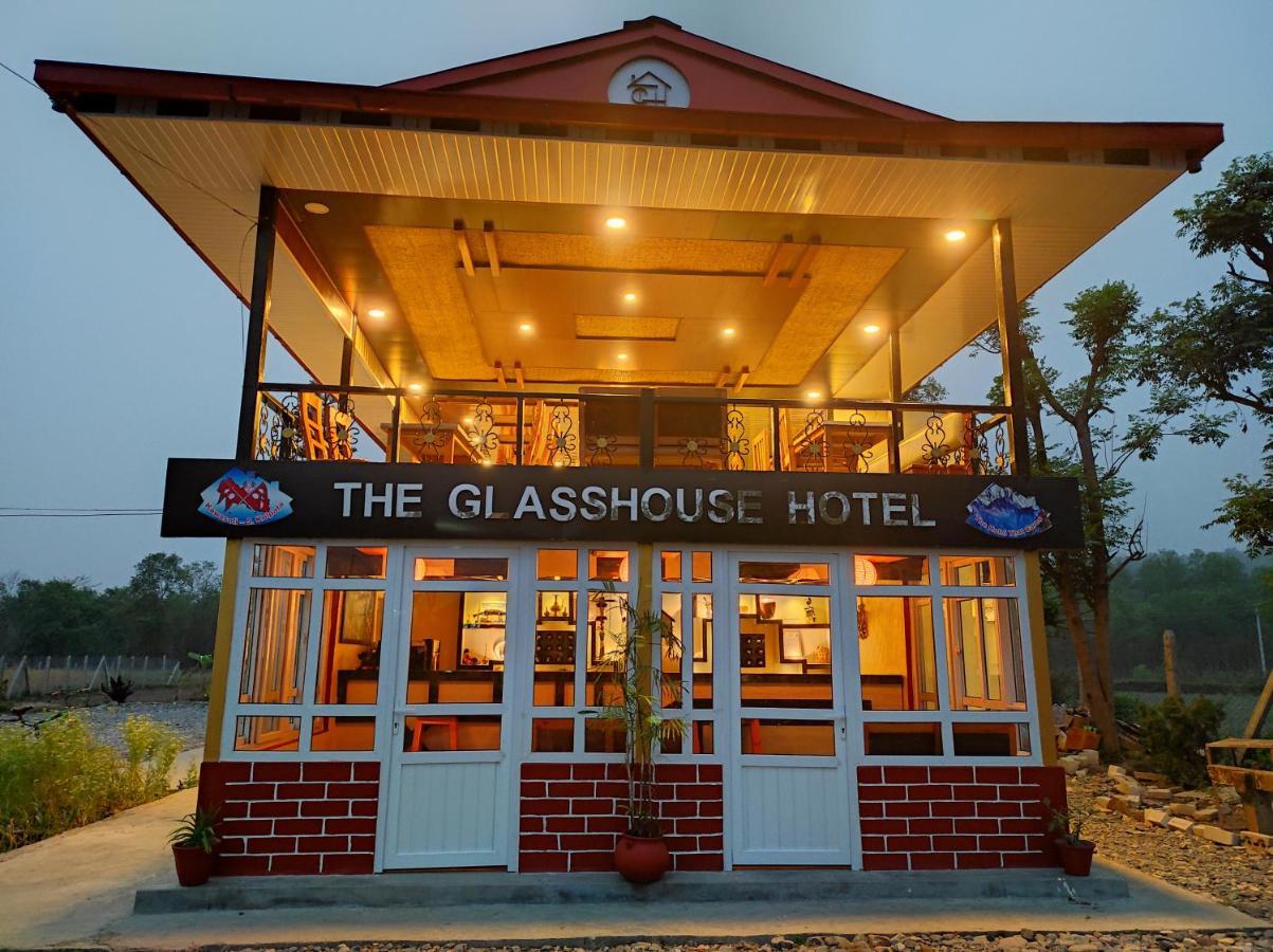 The Glasshouse Hotel Kawasoti Exterior foto